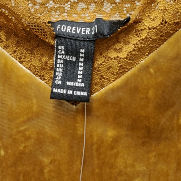 Top - Picture 2 of 2